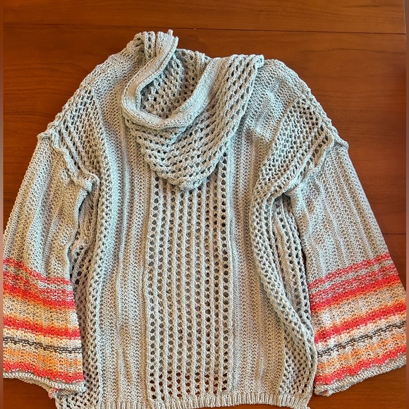 POL Women's V-Neck Sweater with Hood - Gray and Multicolor - Picture 2 of 6